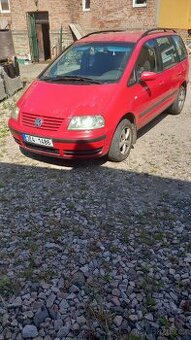 Vw Sharan 1,9 tdi 85kw.