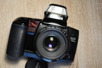 Kinofilmový Canon EOS 10QD + 50mm f/1.8 objektiv – plně funk