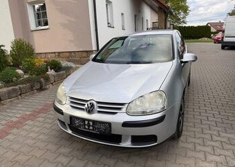 Volkswagen Golf 1,4i klima , Dobrý stav benzín