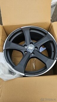 Nová sada ALU kol 5x120 velikost r19 et48.