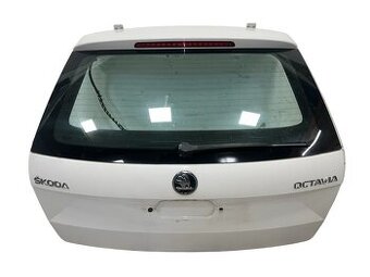 Páté dveře bílá LF9E Škoda Octavia 3 kombi 2019