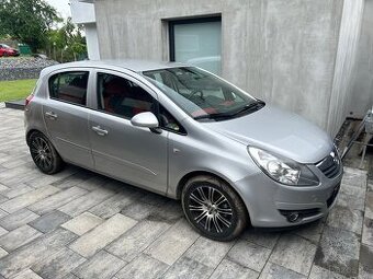 Opel Corsa 1,2 - díly