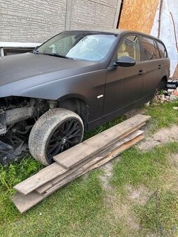 BMW e91 330xd 2006