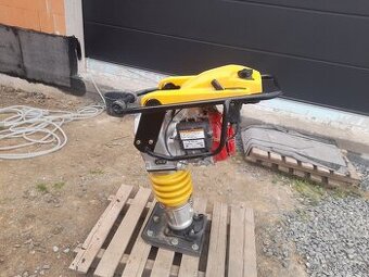 Vibrační pěch žába Lumag LVS 80 -GX motor Honda