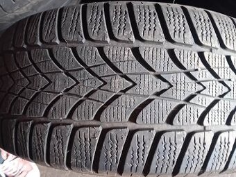 Prodám Sadu pneu 225/55/17 Dunlop Zimni