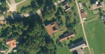 Prodej zemědělské usedlosti a pozemků