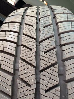 4x Zimné pneu Barum Polaris 5 215/55 R17 98V (Škoda Karoq)