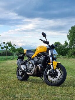 Ducati Monster 821