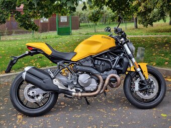 Ducati Monster 821 (2019) – perfektní stav, 19 500 km