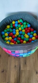 Dětský bazének s balonky