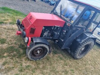 STAVĚNÝ MALOTRAKTOR