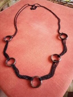 Náhrdelník s kroužky