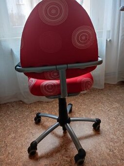 Rostoucí židle - 1