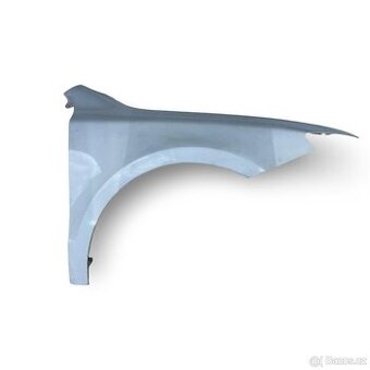 Pravý blatník stříbrná LA7W Škoda Superb 2 r.v. 2013