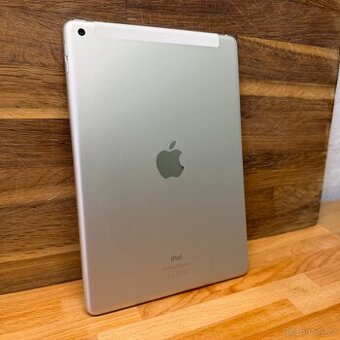 iPad 8 cellular 128GB (12 měsíců záruka)