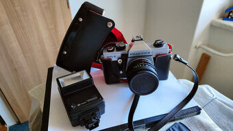 Fotoaparát Praktica MTL5 s příslušenstvím