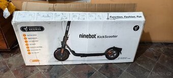 Segway ninebot f40d najeto pouze 450km