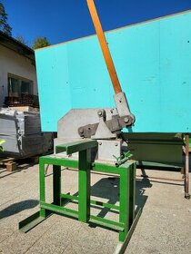 Nůžky na pásovinu