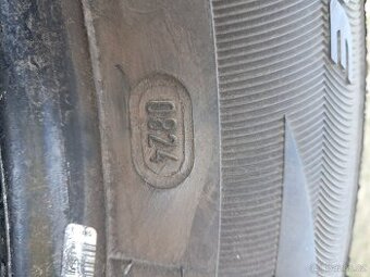 Téměř nové letní gumy