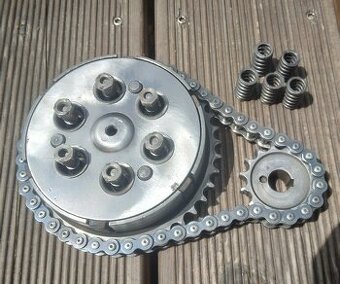 Prodám uloženkovou spojku motocyklu ČZ 125 T ČZ 125 B