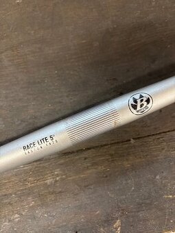 Řidítka Bontrager Race Lite, 560mm