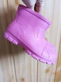 Holínky 27 Mimoň A holínky Flame, Bačkůrky