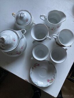 Porcelanový set Thun kytky