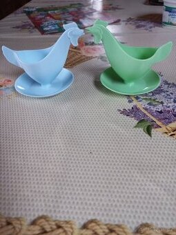 Retro stojánek sle pička na vajíčka