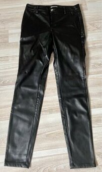 Černé dámské koženkové kalhoty ORSAY depuis 1975, vel. S/36