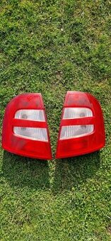 Zadní svetla škoda fábia 1
