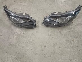 Přední světla Ford Focus MK3 2011-2015