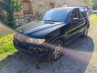 BMW X5 3.0D 160 KW VEŠKERÉ DÍLY Z VOZU PLATÍ DO SMAZÁNÍ