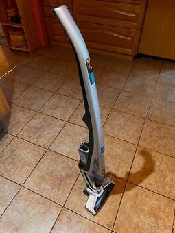 Tyčový vysavač Sencor 0740bl 3v1