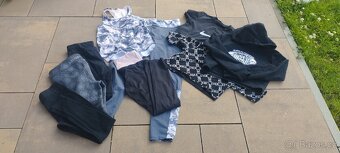 Sportovní oblečení vel.134/140/146