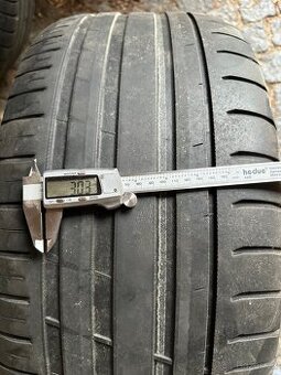 Prodám pneu Nokian 285/45/R20 (pouze pneu, bez alu kol)