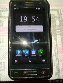 Nokia C6 - 1