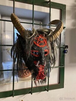 Prodám krampus masku
