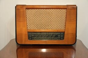 Elektronkové rádio Tesla 506A "Arie"
