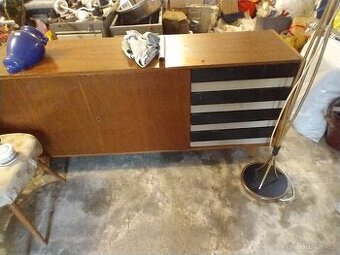 Komoda JIROUTEK U460