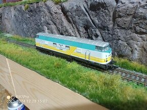 dieselová lokomotiva Tillig BR118/V180