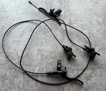Kompletní 4-pístkové brzdy Shimano MT420