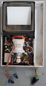 Plochý vakuový TV monitor