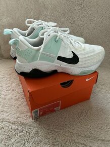 NIKE Zoom Bella 6, tenisky vel.40