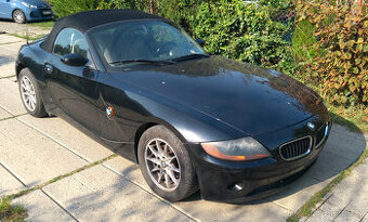BMW Z4 - Náhradní díly z rozebíraného vozu