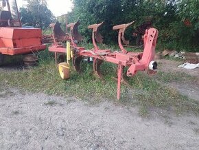 Pluh Pottinger 4 servo 25 Vario kverneland 5+1 kuhn