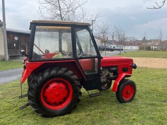Traktor ZETOR 4511 - 1