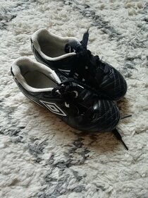 Dětské kopačky Umbro 27,5