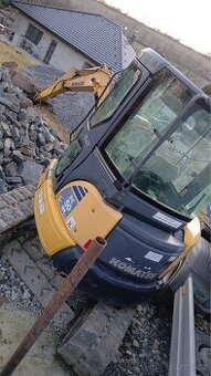 Bagr Komatsu PC50 + příslušenství