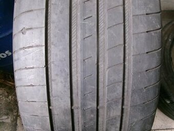 245/45 R18 GOODYEAR (3,5-4mm) č.14148/b10
