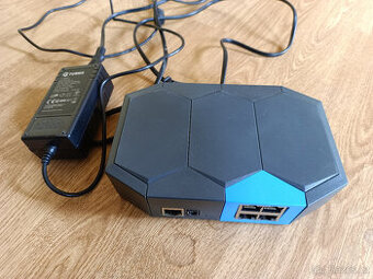 Router Turris Shield - 1